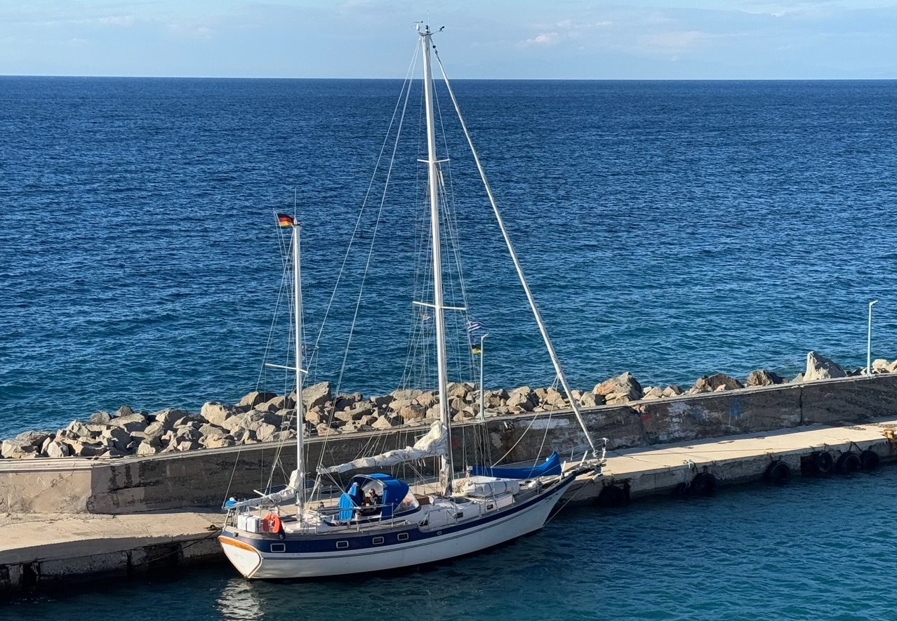 Sailing Aglaya